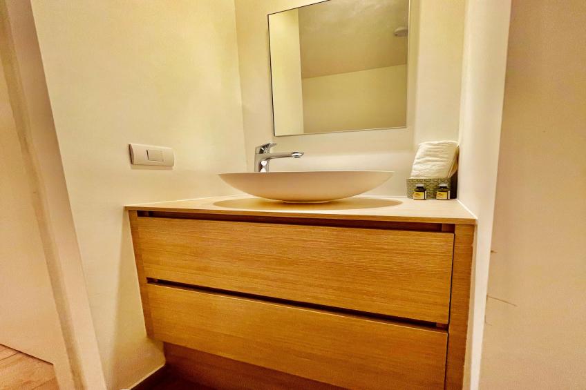 Modern 2BR Penthouse Near Diamond District by OneLuxStay - foto 38