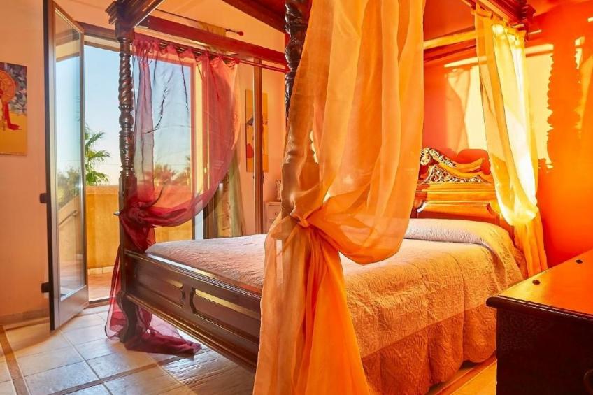 in Castelvetrano mit Gepflegtem Garten - foto 13