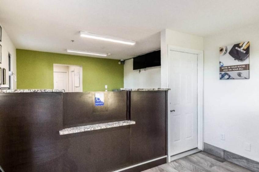 1 KING BED  KITCHEN NON-SMOKING - foto 36