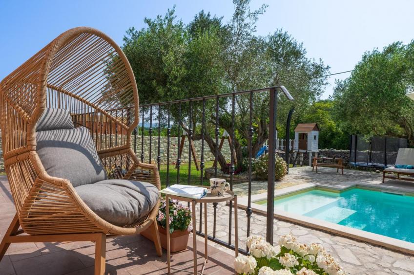 Villa mit privatem Pool und großem Garten - foto 47