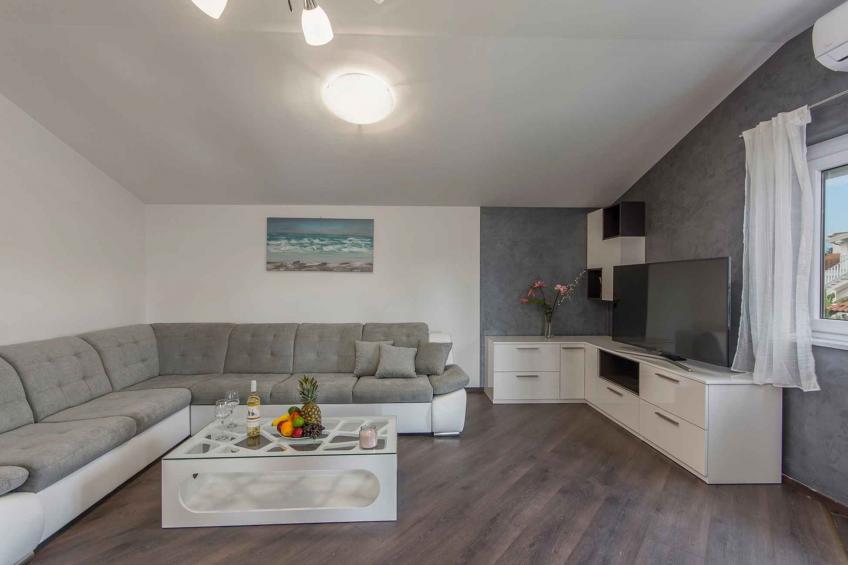 Holiday apartment with pool - BF-NXGFC - foto 20