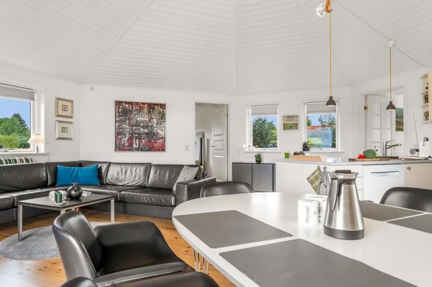 "Glenda" - 2.1km from the sea - foto 22