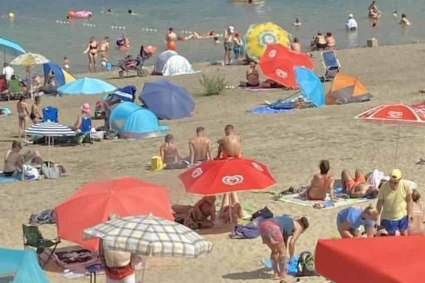 Exklusives Ferienhaus mit Terrasse und Garten - foto 26