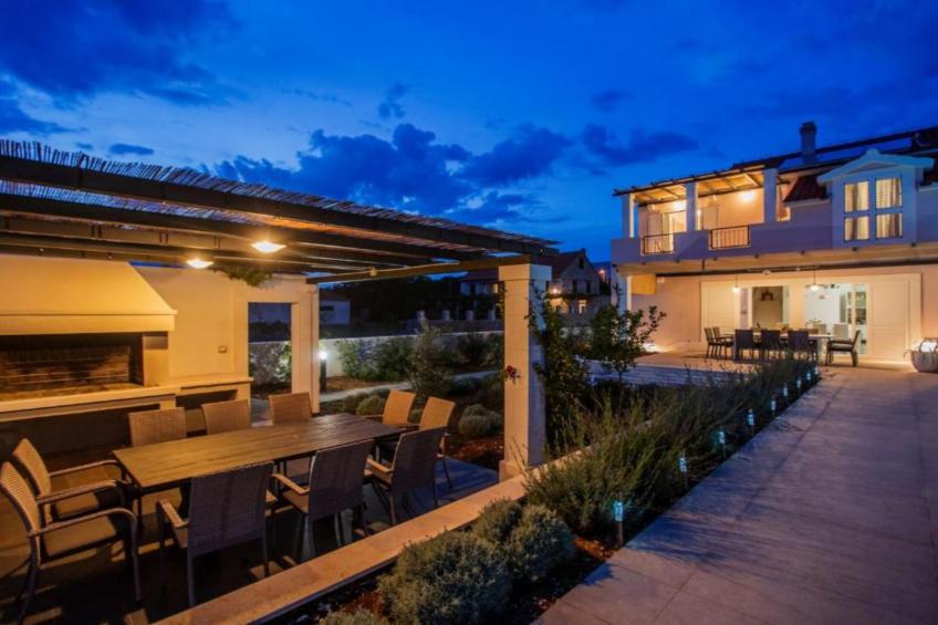 Adriatic Pearl - FourBedroom Villa with heated pool - foto 39