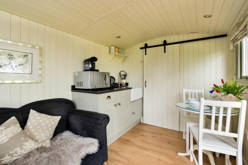 Hay and Hedgerow Glamping - foto 8