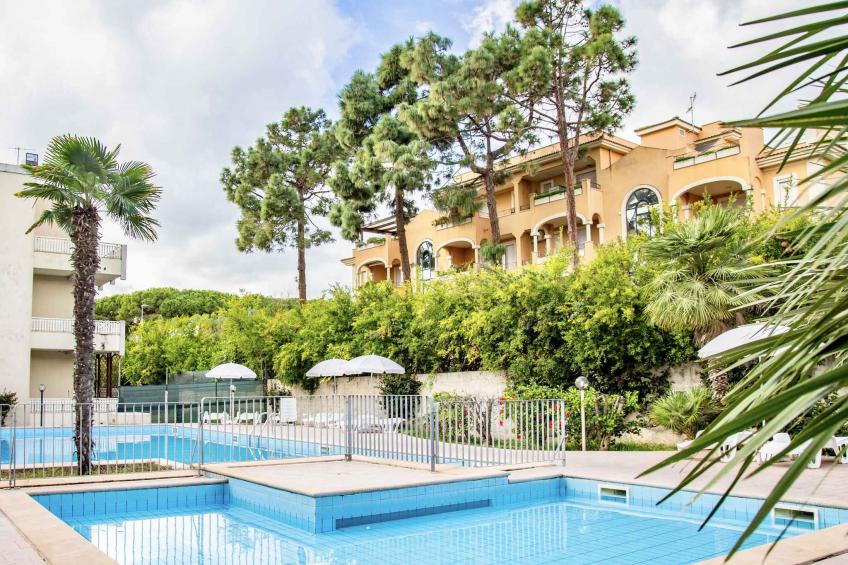 Vakantiewoning Driekamerappartement met WiFi en airconditioning - BF-YFXHC - foto 3
