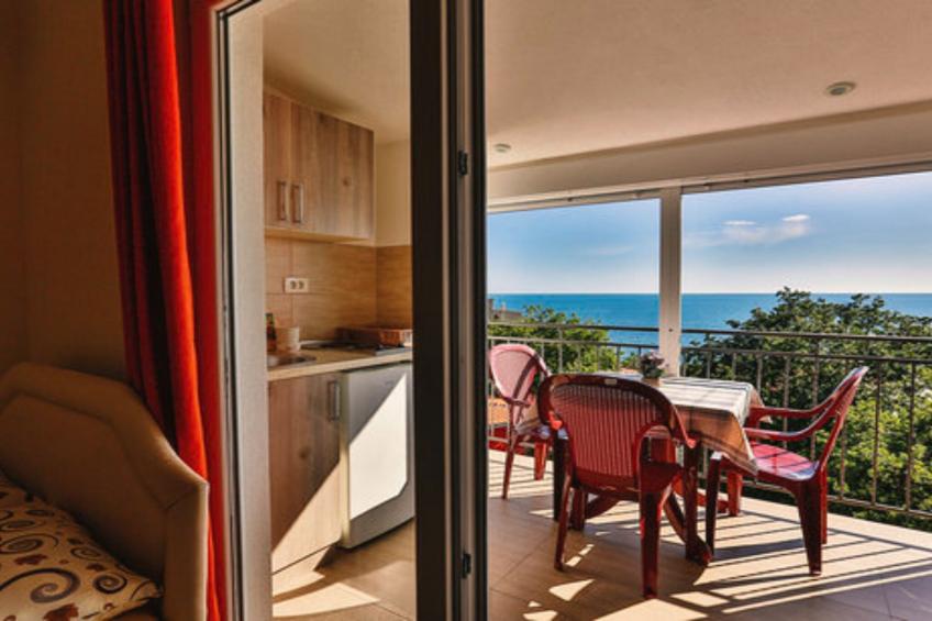 Beachfront Sunset Apartments Sutomore - Studio Apartment with Sea View and Terrace - foto 6