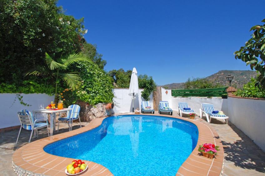 Schönes Landhaus mit Pool, Klimaanlage, Privatsphäre. - foto 17