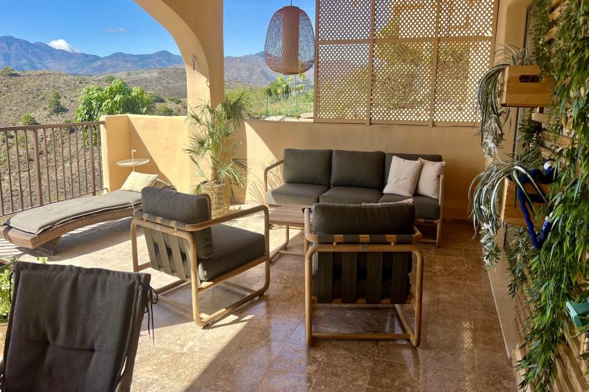 3-Bedroom Apartment with Sea & Mountain Views - foto 6