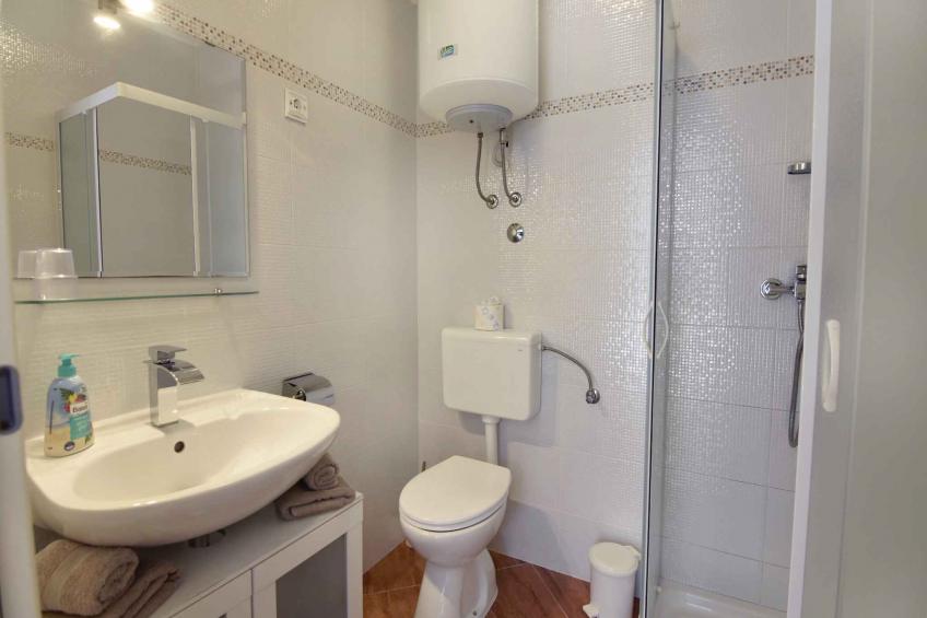Studio dicht bij de zee, met dakterras en jacuzzi - VW-DFYGR - foto 26