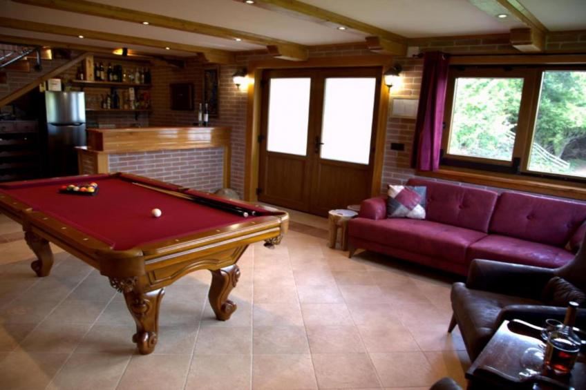 Brezova Poljana Lodge with Sauna and Hot-Tub - Five Bedroom Holiday Home - foto 34