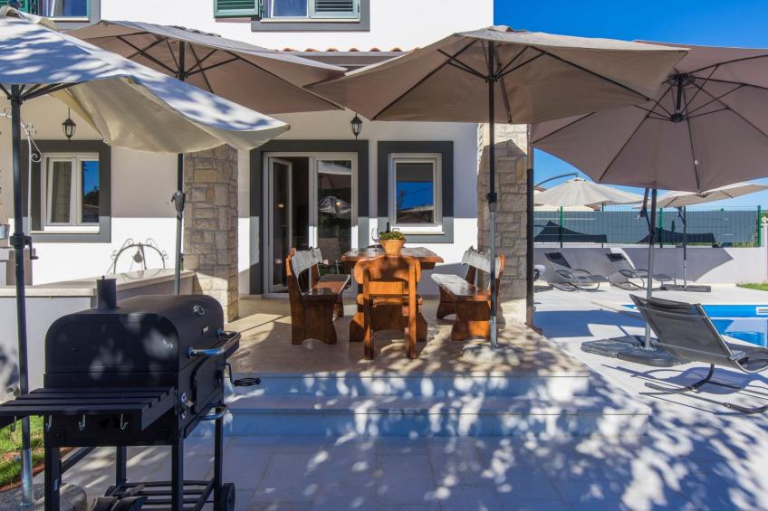 Kuca Renata - foto 4