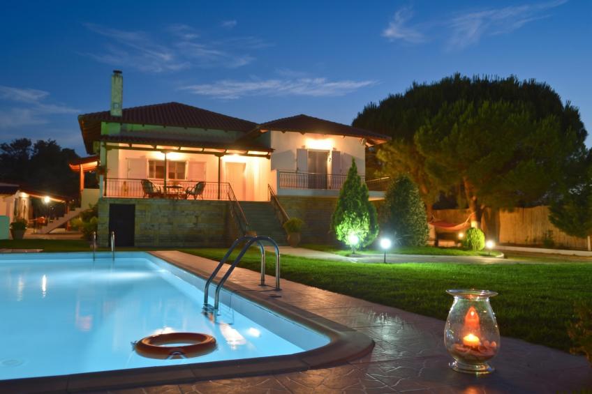 John Dimeon Kato A. With Private Pool - foto 35