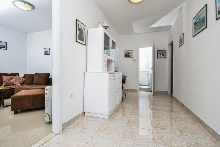 "Sakarun" mit Blick auf das Wasser - foto 18