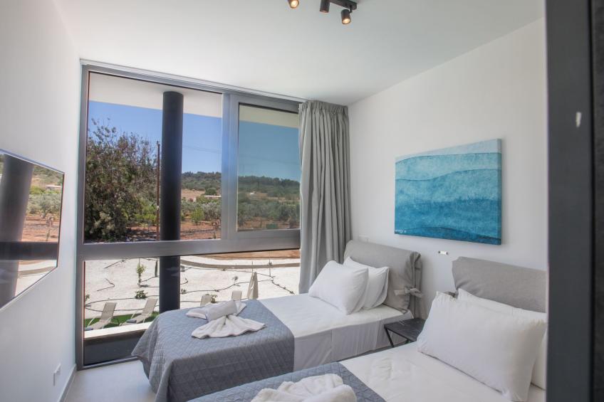 Geräumige Villa mit großem Garten und Pool - foto 27