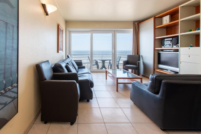 SEA VIEW IX