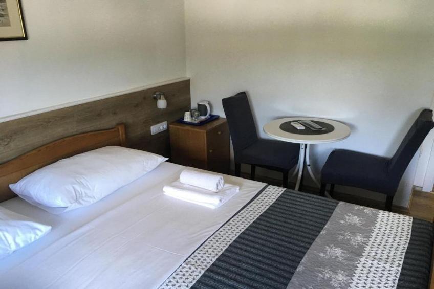 Guesthouse Family Bosnic - Duplex Family Room with Balcony - Gallery - 1 - foto 6