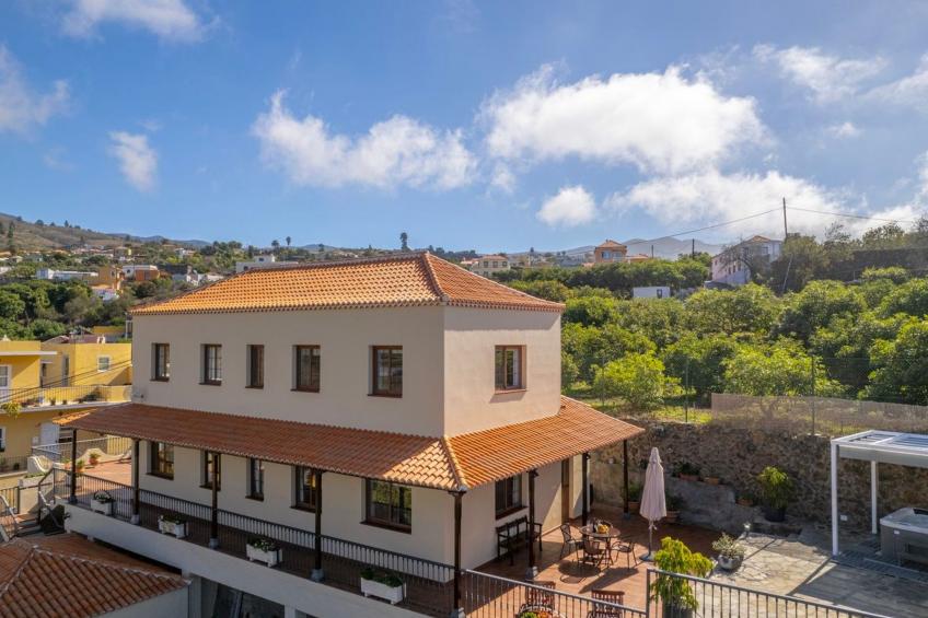 "Casa Nieves" mit Sauna und Whirlpool