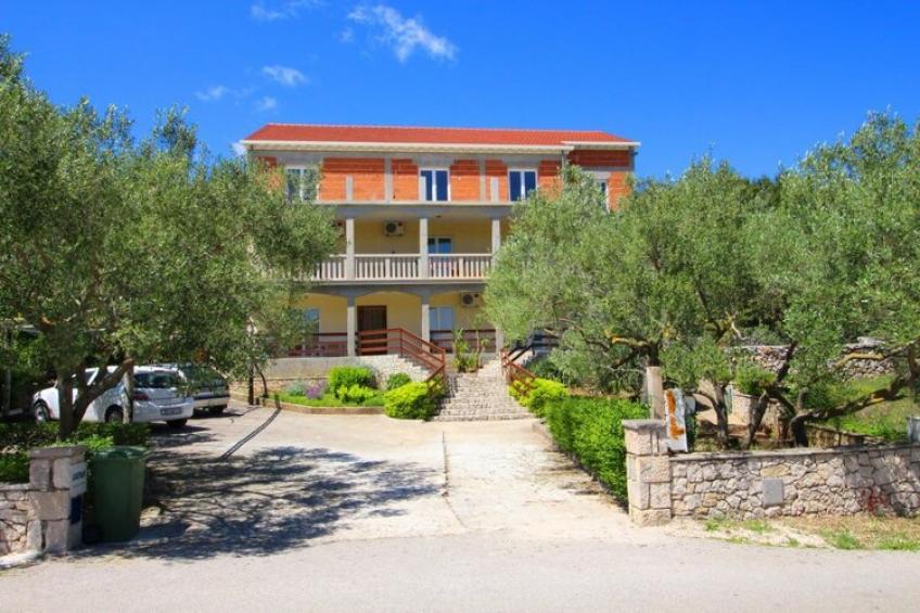 Apartments Veselka, Lumbarda - Standard Room with Balcony and Sea View (Room 2) - foto 9