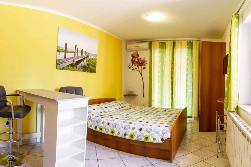 Vakantiewoning met airconditioning en terras - VW-B8M9 - foto 7