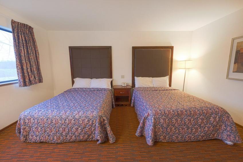 2 Full Beds Non-Smoking