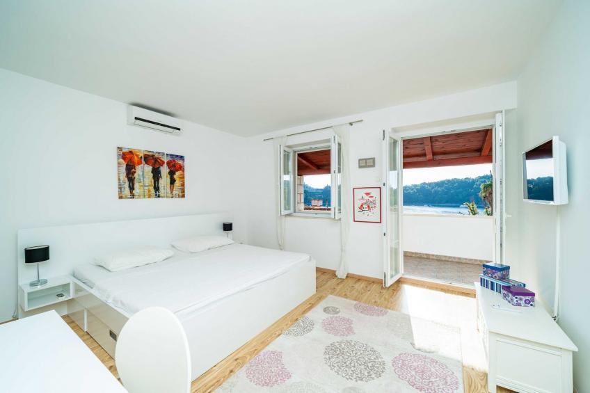 Villa Vista Old Town - Four Bedroom House with Terrace and Sea View - foto 14