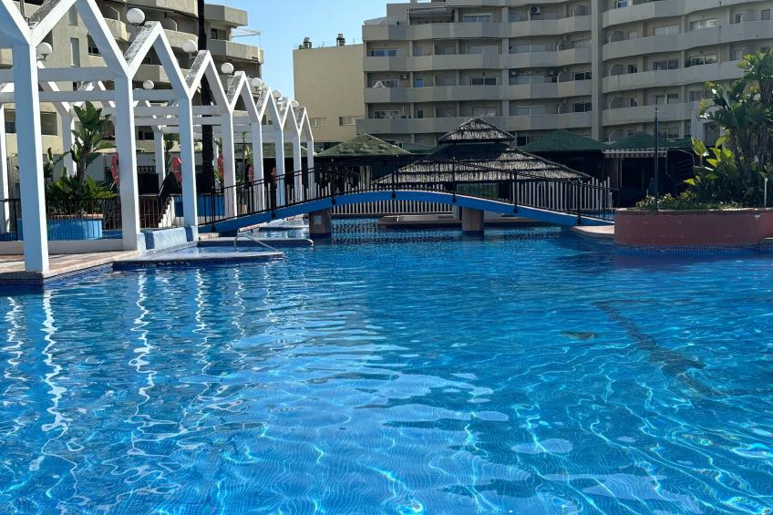 Apartamento con terraza 705