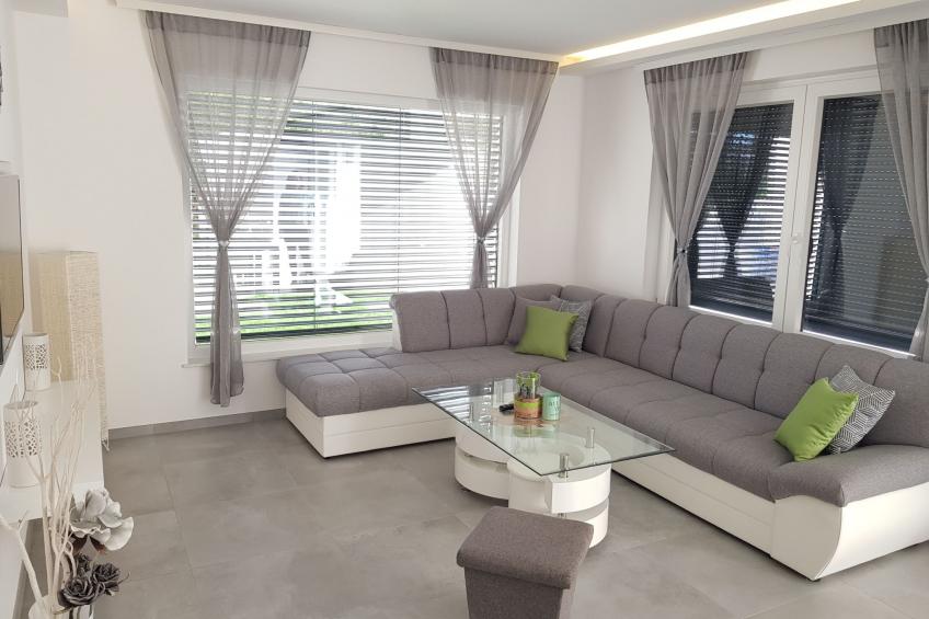 mit privatem Pool in Ruhiger lage. - foto 9