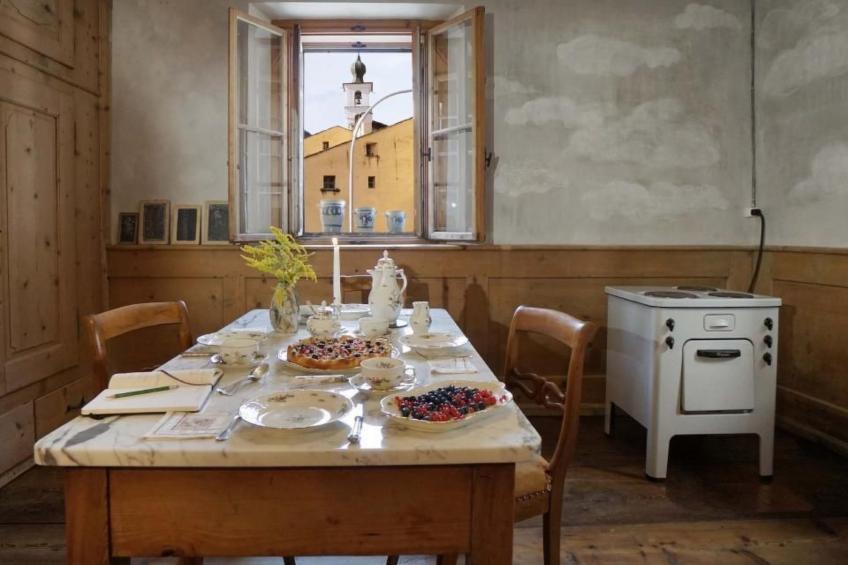 Bündner Zuckerbäckerpalazzo unter Denkmalschutz - foto 7