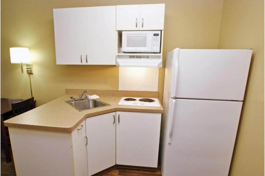 2 Full Beds | Non-Smoking, Kitchen - foto 15