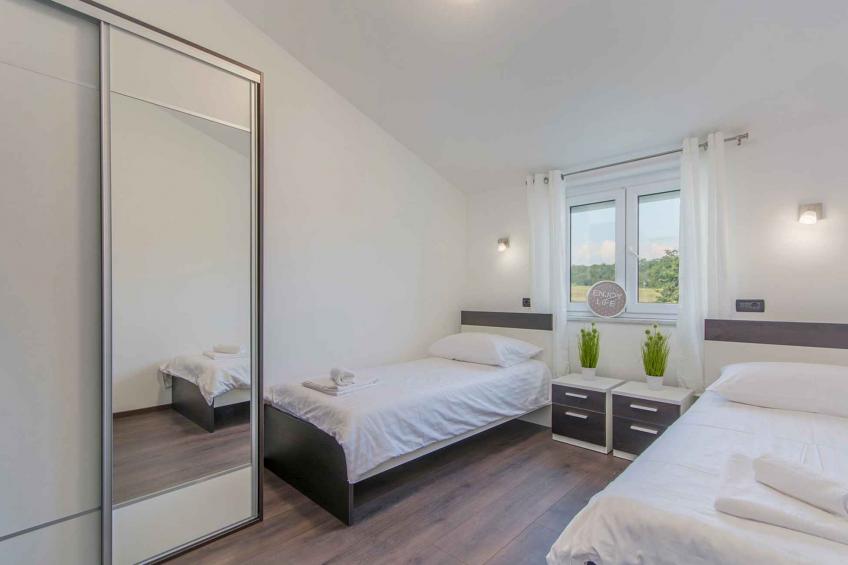 Holiday apartment with pool - BF-NXGFC - foto 30