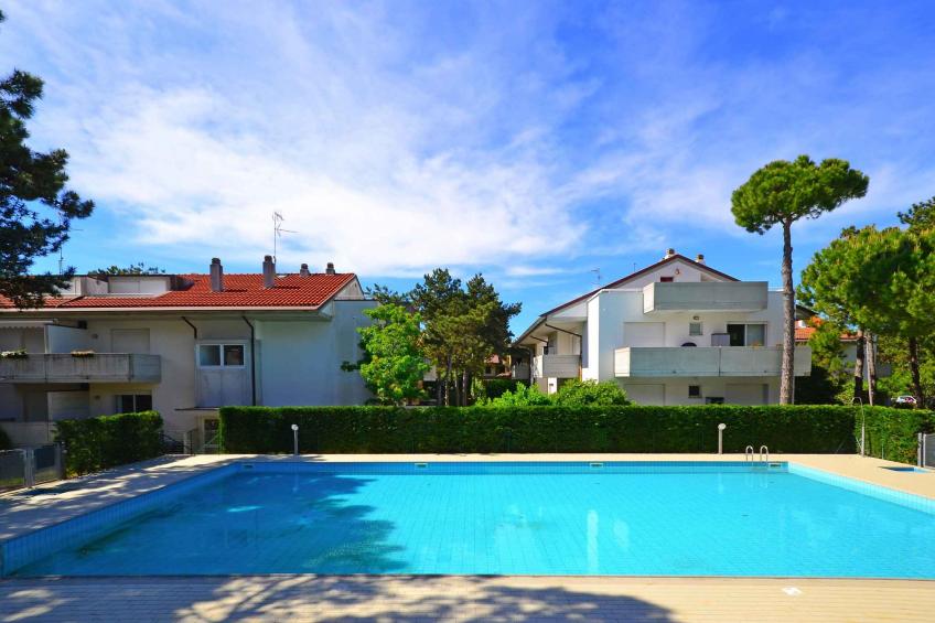 Vakantiewoning met airconditioning, balkon en zwembad - BF-JBMJM - foto 4