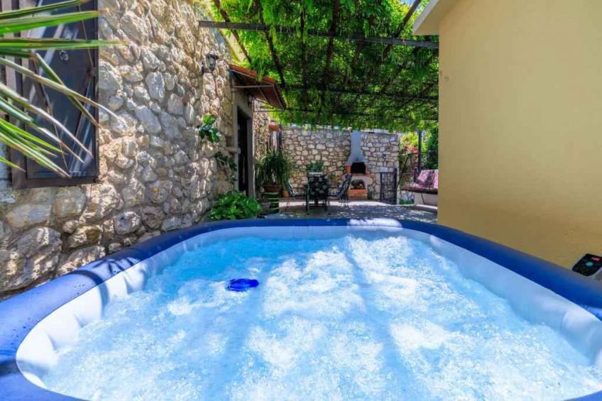 Maison de vacances chambre familiale traditionnelle avec jacuzzi - BF-5RKXM - foto 2