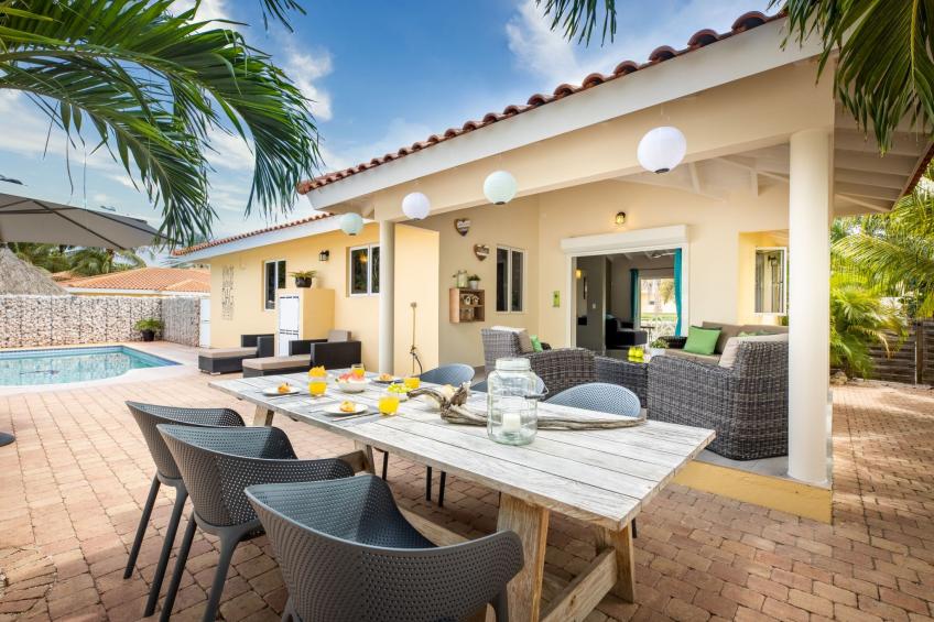 Villa Drumi Dushi met privé zwembad