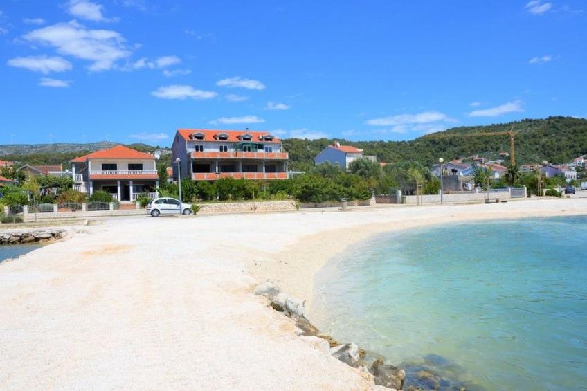 in Poljica mit privatem Parkplatz - foto 41