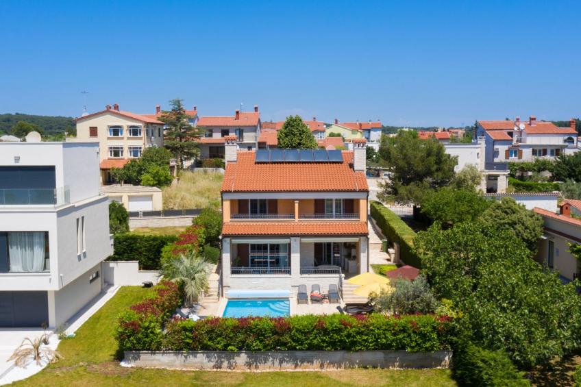 in Pomer mit privatem beheizten Pool und Meerblick - foto 40