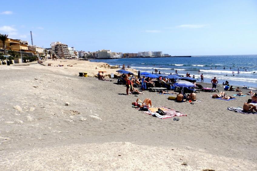 Touristische Unterkunft "Duplex Meerblick Medano". - foto 26