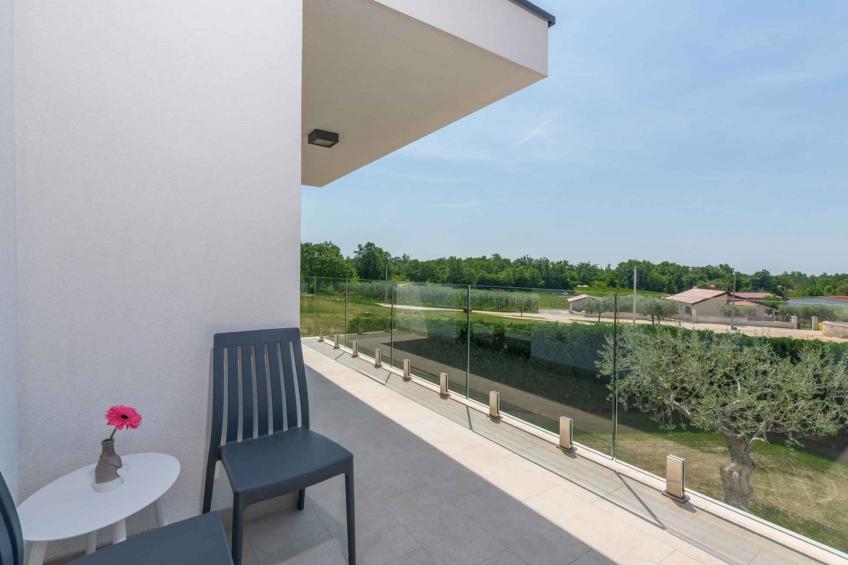 Villa met airco en zwembad - BF-YGVKN - foto 17