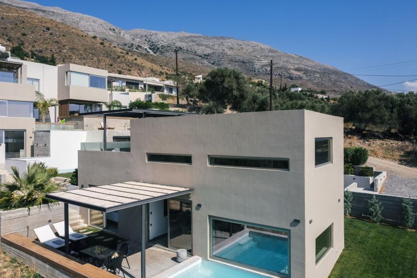 Neu gebaute Villa mit privatem Pool und Grillplatz - foto 5