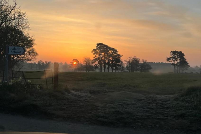 Shrawardine Train Carriage - foto 22