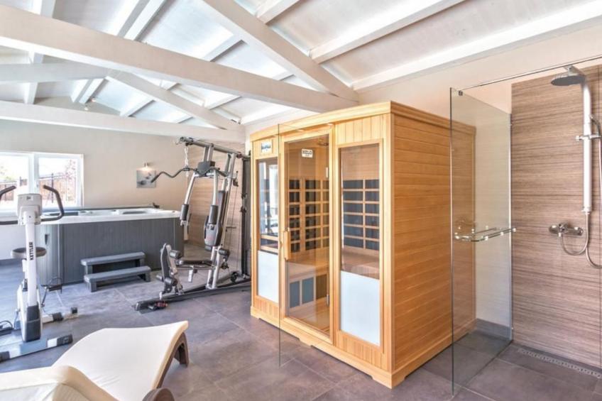 Villa "Magnolia" mit Schwimmbad, Sauna und Jacuzzi - foto 29