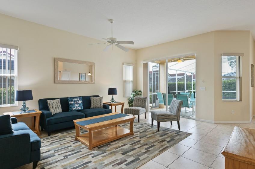 Geräumige Familienvilla mit privatem Pool und Spa in Südwestlage - foto 3