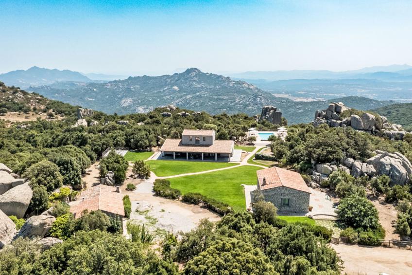 Stazzu Sarra di Monti