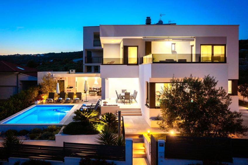 Luxuriöse Villa Dolce Vita direkt am Meer mit privatem Pool und Parkplatz - foto 27
