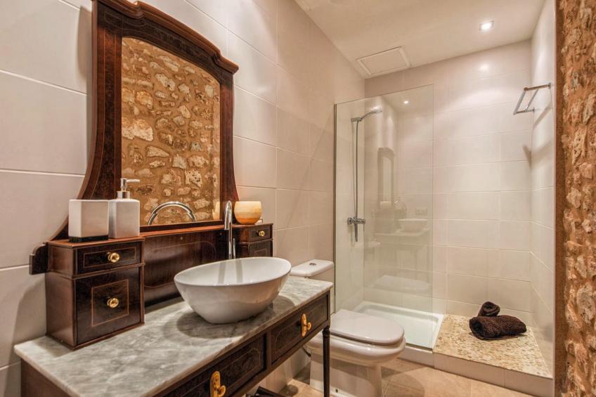 Luxuriöse Finca im modernen Stil mit Pool und Klimaanlage - foto 33