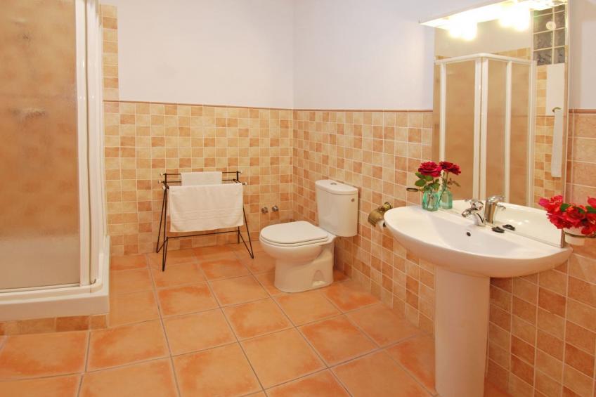 Villa Los Poyatos, beheizter Pool, Wifi, AC,BBQ - foto 31