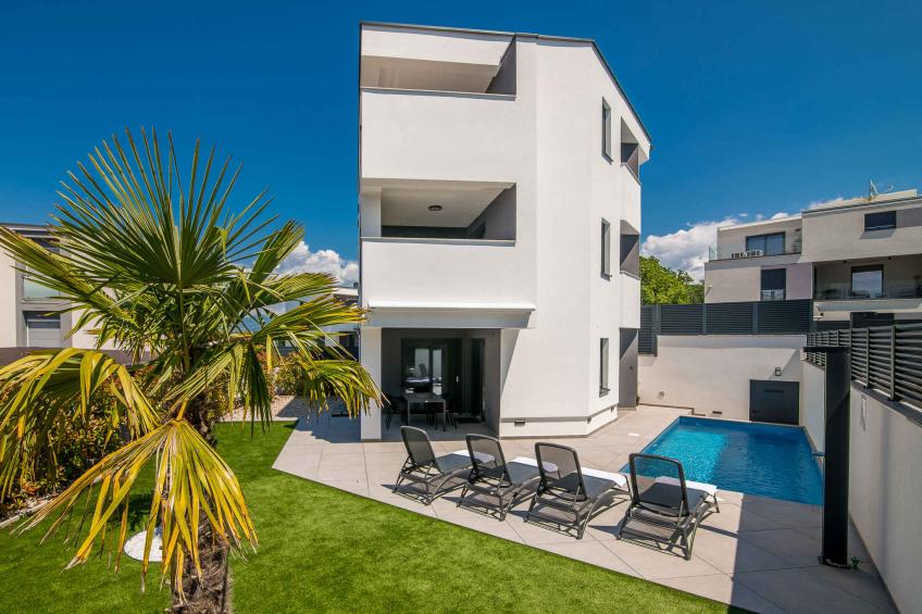 Holiday apartment with pool and air conditioning - BF-T7Z66 - foto 3