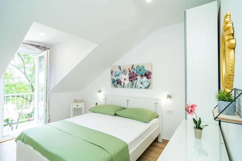 Apartment & Rooms Papa - Premium Double or Twin Room with Balcony and Partial Sea View (Soba 2) - foto 3