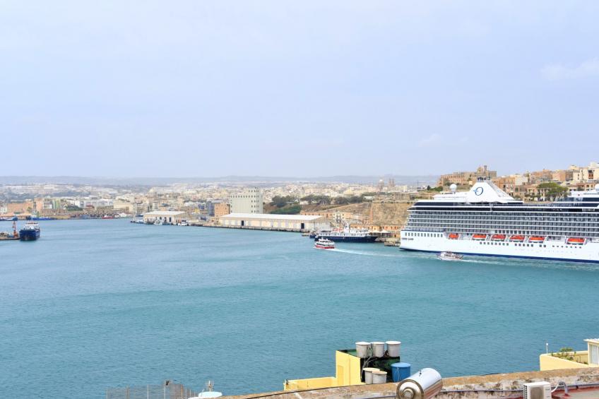 Senglea mittelalterliches Haus große Valletta Meerblick