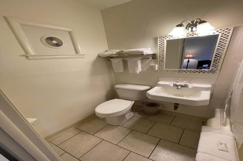 2 Double Beds Non-Smoking - foto 15